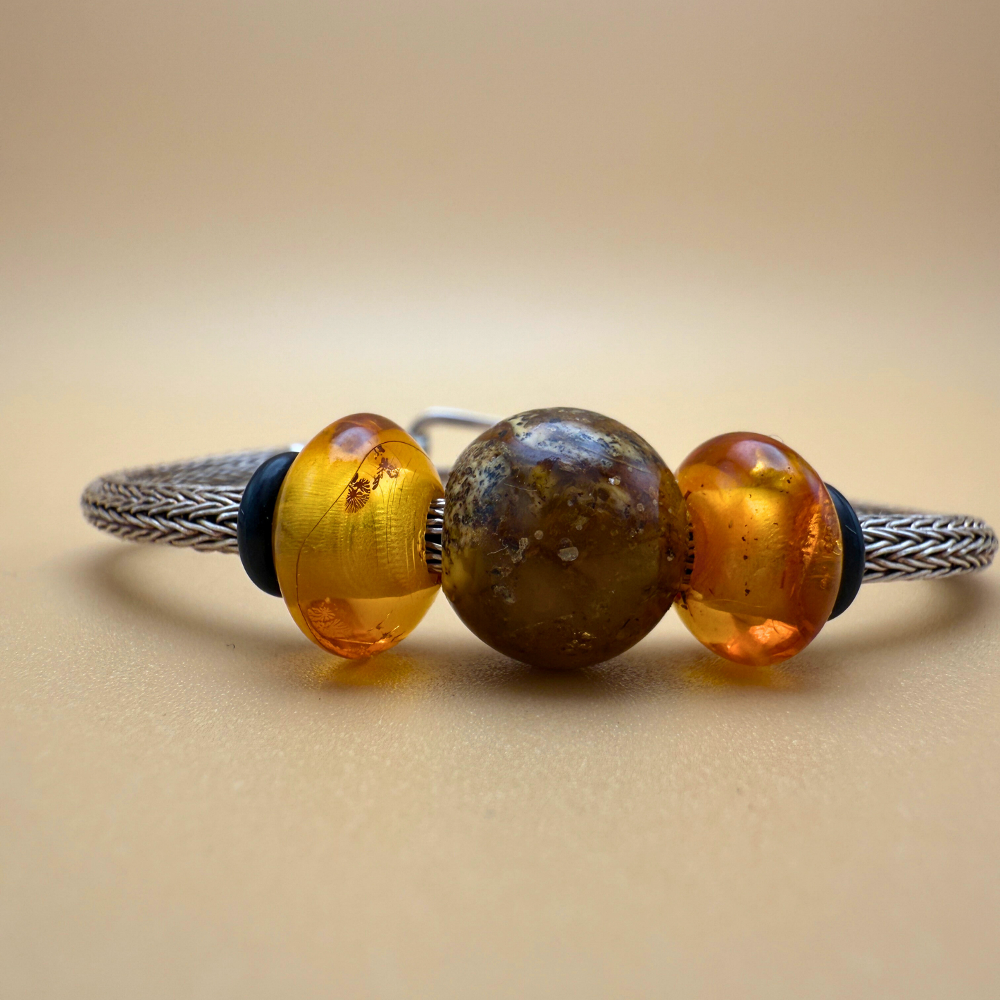 Håndstrikket sølvarmbånd – Dobbeltsting