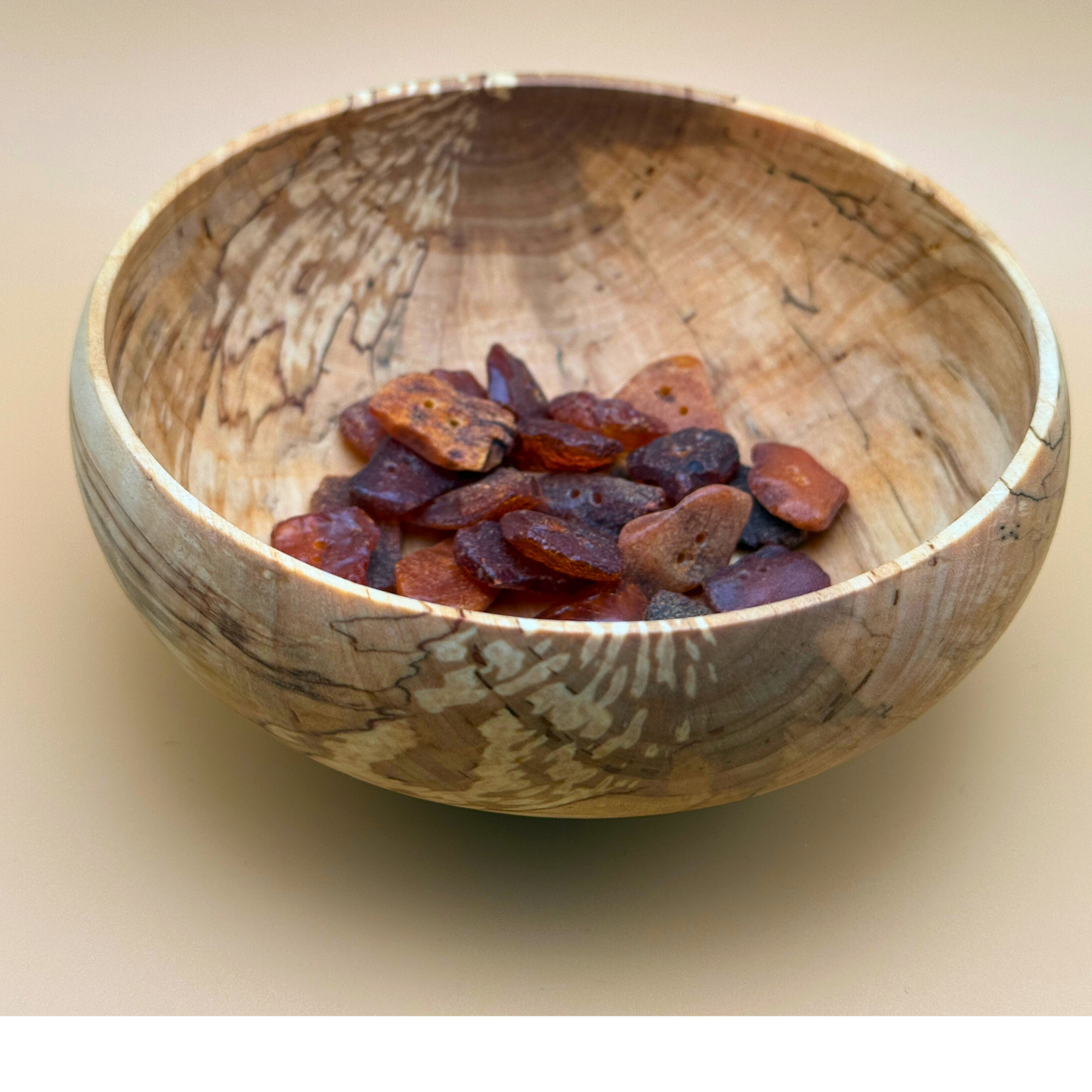 Skål i spaltet træ