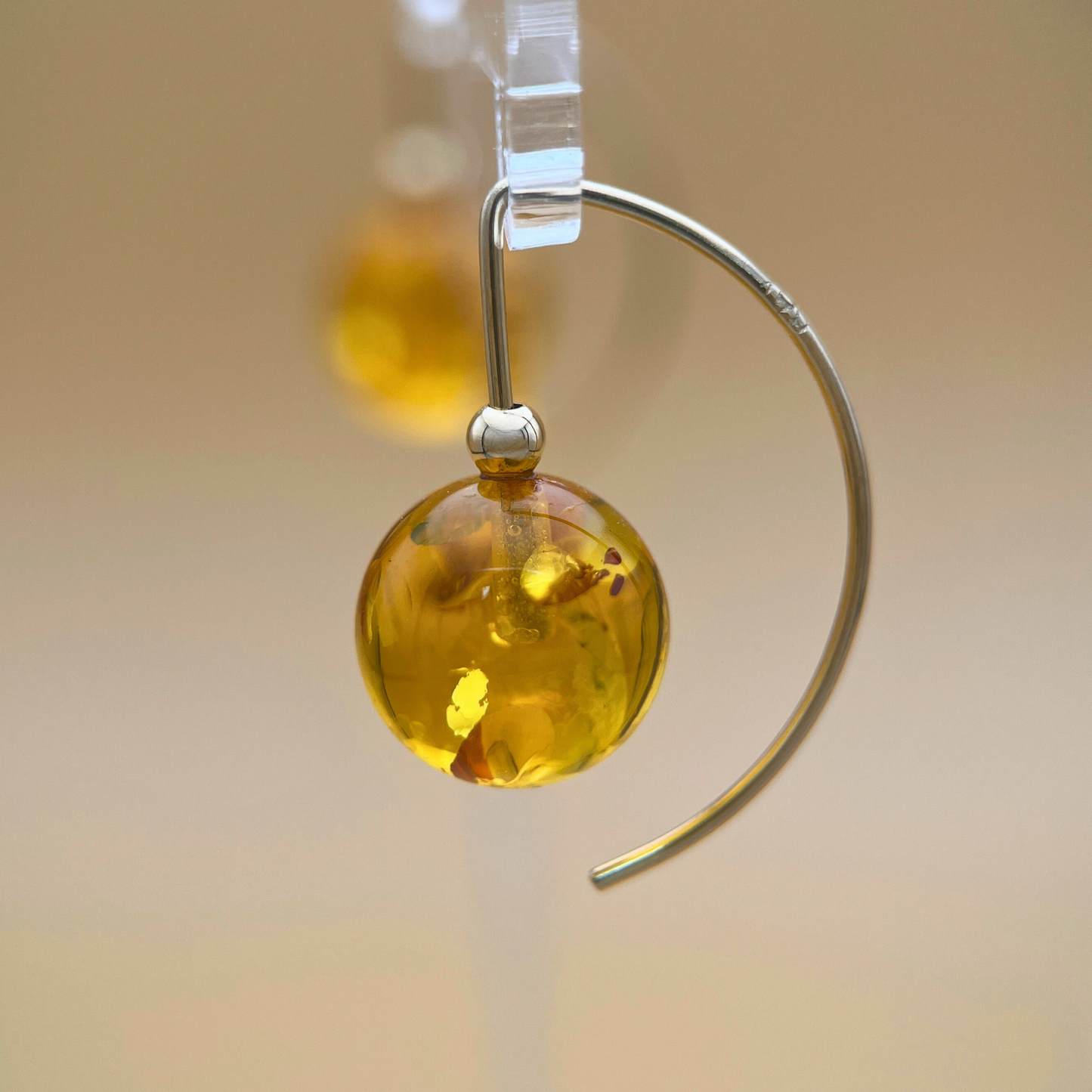 NO 1. Lemon & 18kt Gold