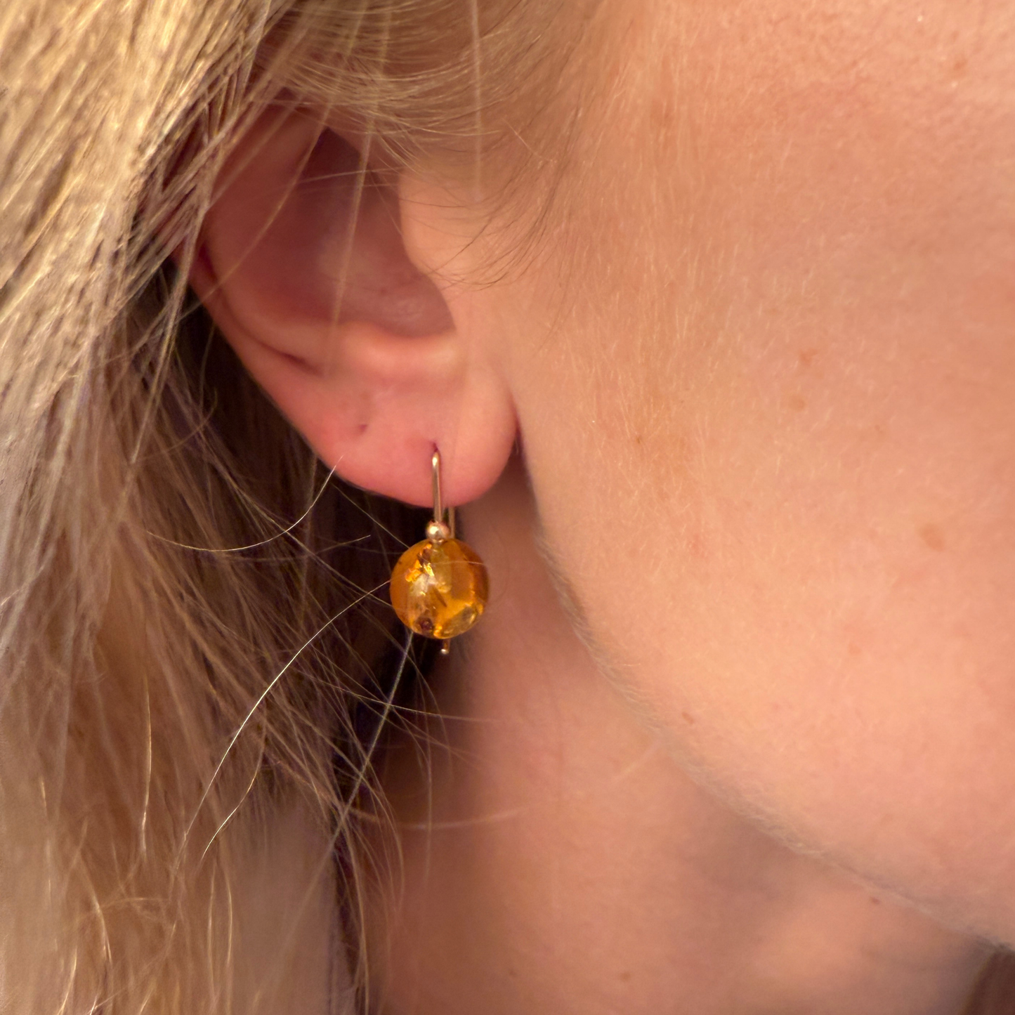 NO 1. Sølv & cognac