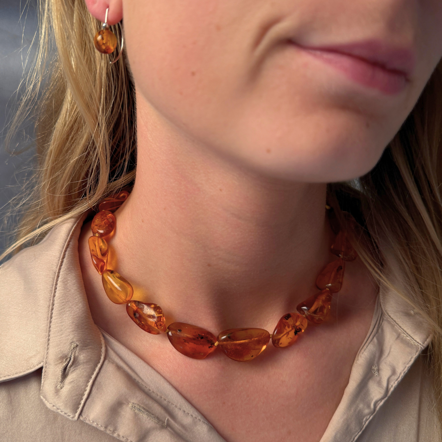 NO 1. Sølv & cognac