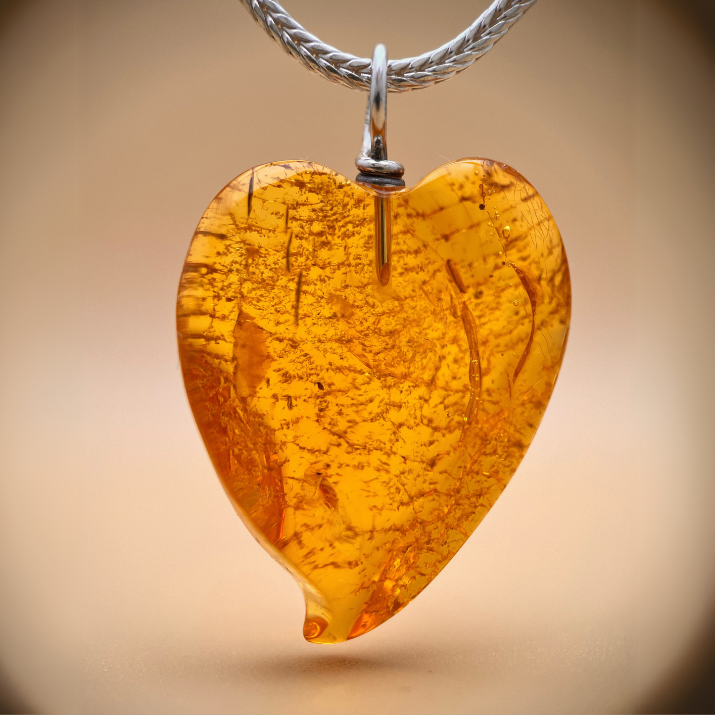 Dansende hjerte vedhæng