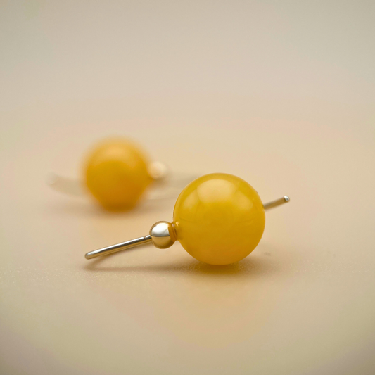 NO 1. Milky yellow & Gold