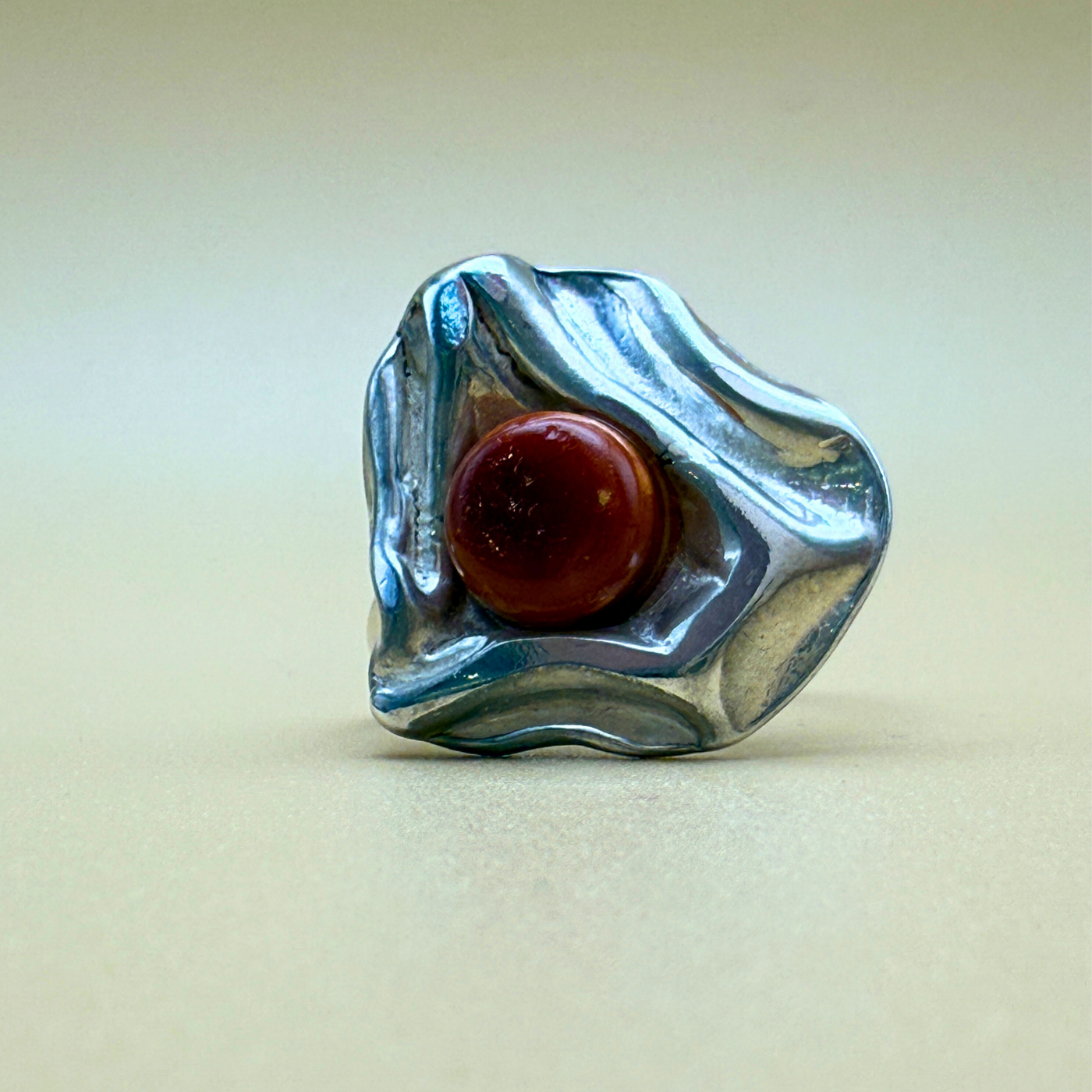 Wave Ring – No. 2 – Antique Brown