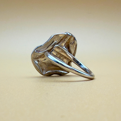 Wave Ring – No. 2 – Antique Brown