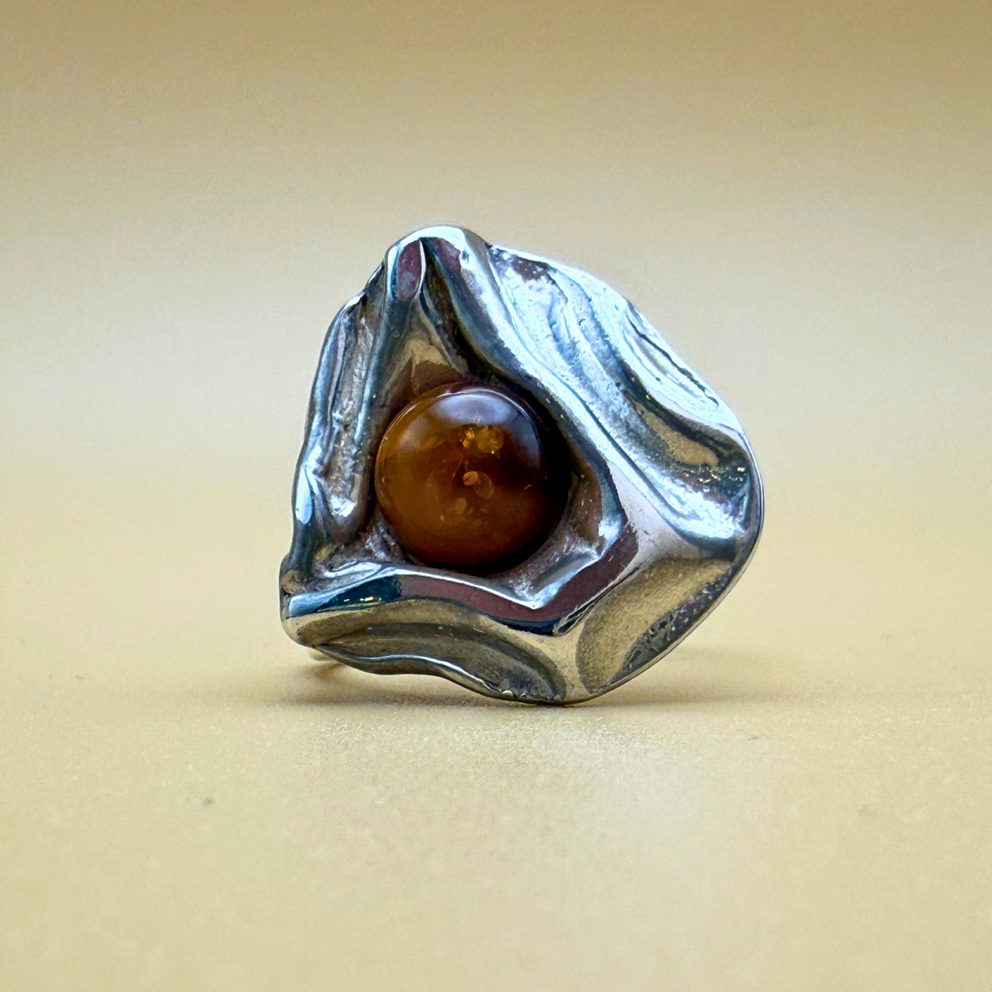 Wave Ring – Nr. 2 – Uklar cognac