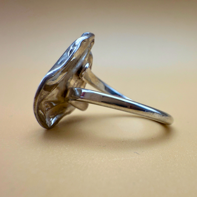 Wave Ring – Nr. 2 – Lys cognac