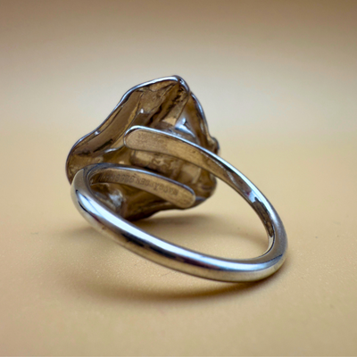 Wave Ring – Nr. 2 – Lys cognac