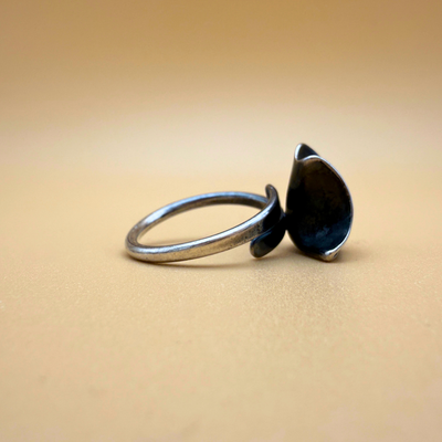 Østers Ring – Mælkehvid Rav