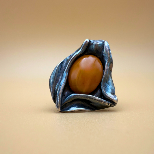 Wave Ring – No. 1 – Mælkeagtig Rav