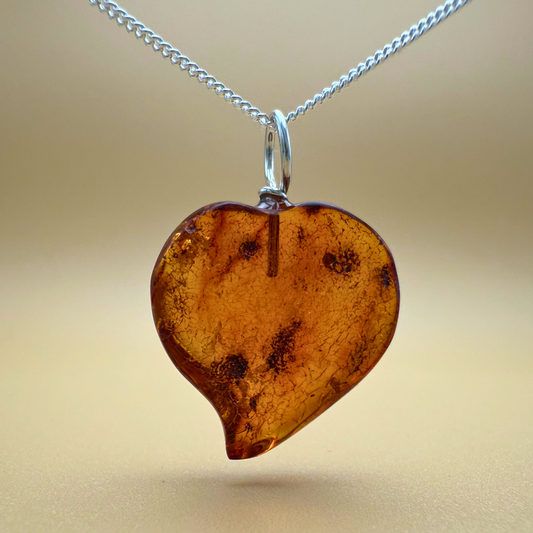 Dansende Hjerte Vedhæng & Sølvkæde